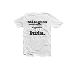 Camiseta Infantil "Milagres" - Lojinha O Teatro Mágico